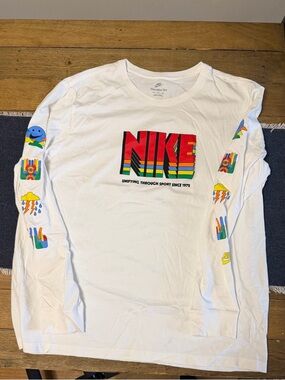 Nike Animation Long Sleeve Tee Men’s White T-Shirt DX1051-100 XXL